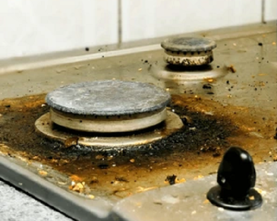 stove top cleaning, before end of lease cleaning services by Alley Odd Jobs